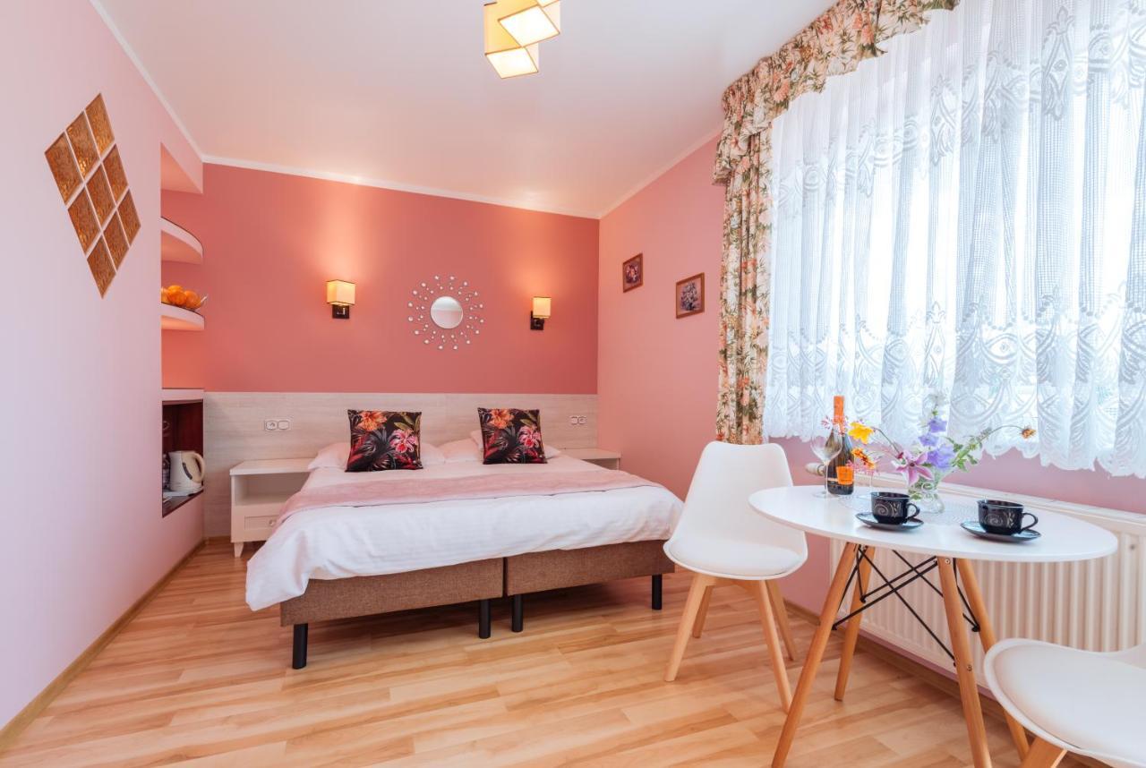Ambrozja Dom Goscinny Kolobrzeg Dış mekan fotoğraf